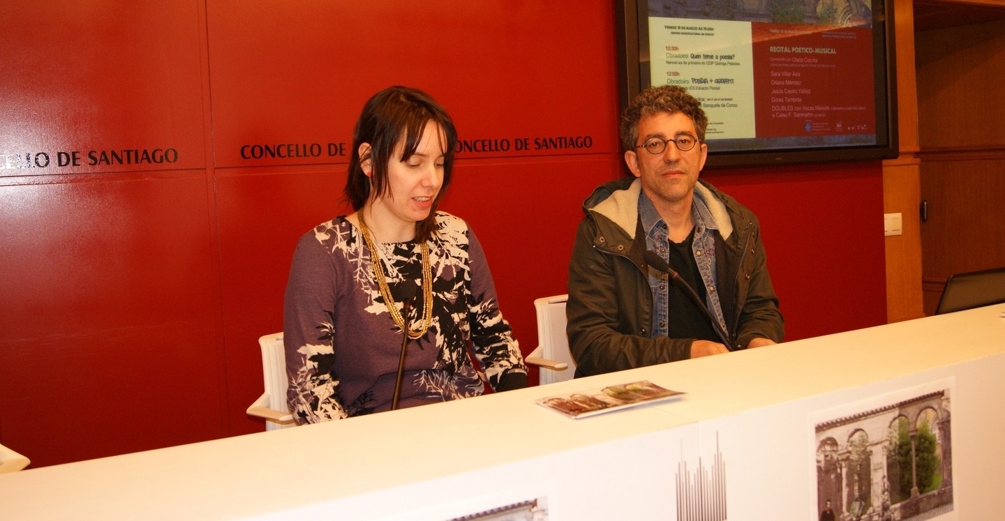 Branca Novoneyra e Xulio Noya durante a rolda de prensa.