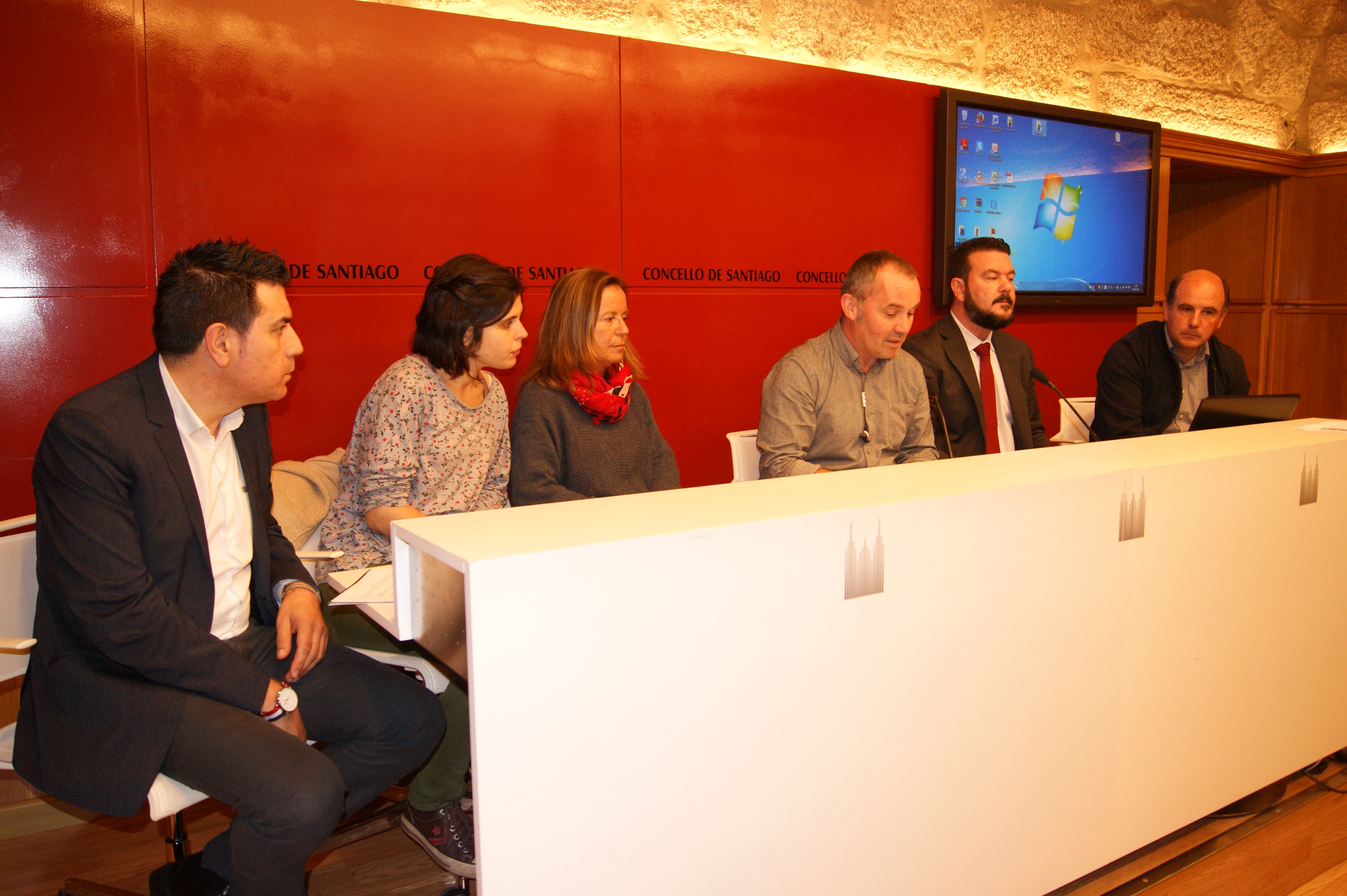 José Antonio del Rey, Paula Lubián, María Isabel Fraga, Xan Duro, Germán Fernández e Luis Incera.