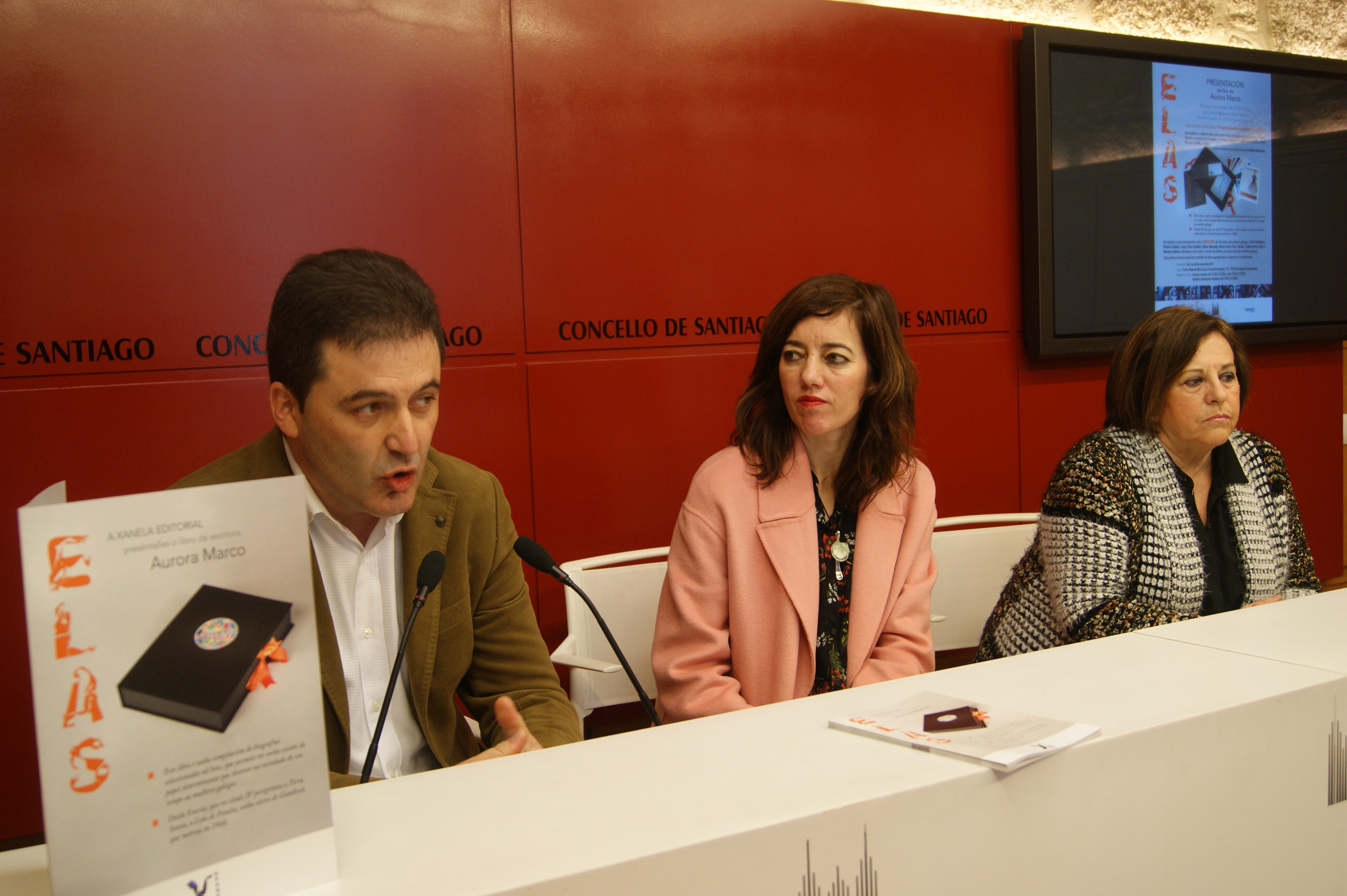 Xosé Manuel Calviño, Marta Lois e Aurora Marco.