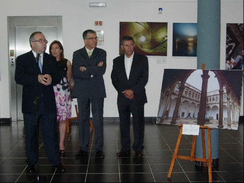 Inauguracin da mostra 'Santiago une Europa' en Santiago do Cacm