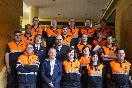 Entrega das Medallas ao Mérito e á Constancia a 16 integrantes da Agrupación de Protección Civil de Santiago (18-06-2016)